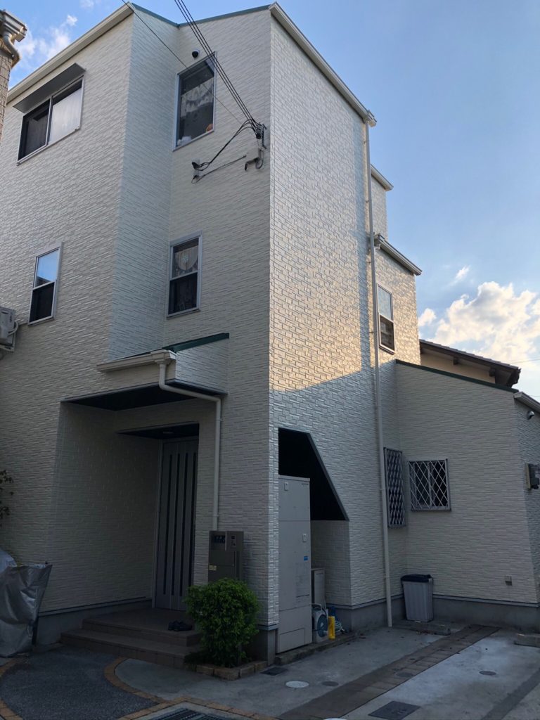 大阪府 外壁工事 水まわりや外壁リフォームは大阪府堺市のイクタ創建